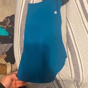 Lululemon Align leggings 25inch size 6